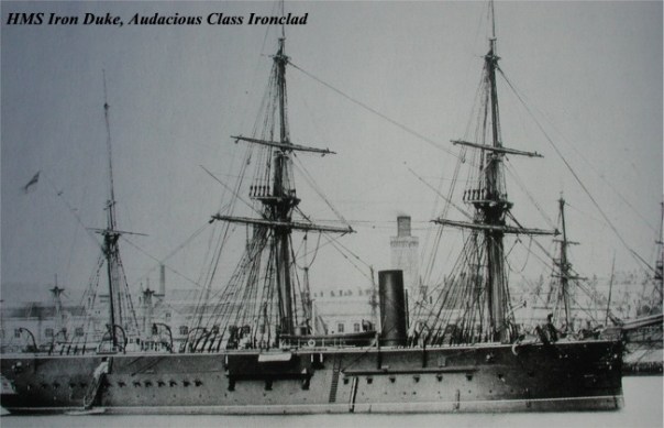 תפוח אדמה לוהט- ספינת הוד מלכותה דוכס הברזל